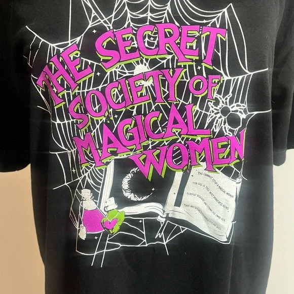 Witchy T shirt - Picture 2 of 4